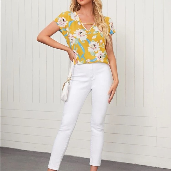 New keyhole neck floral print top - Picture 5 of 6